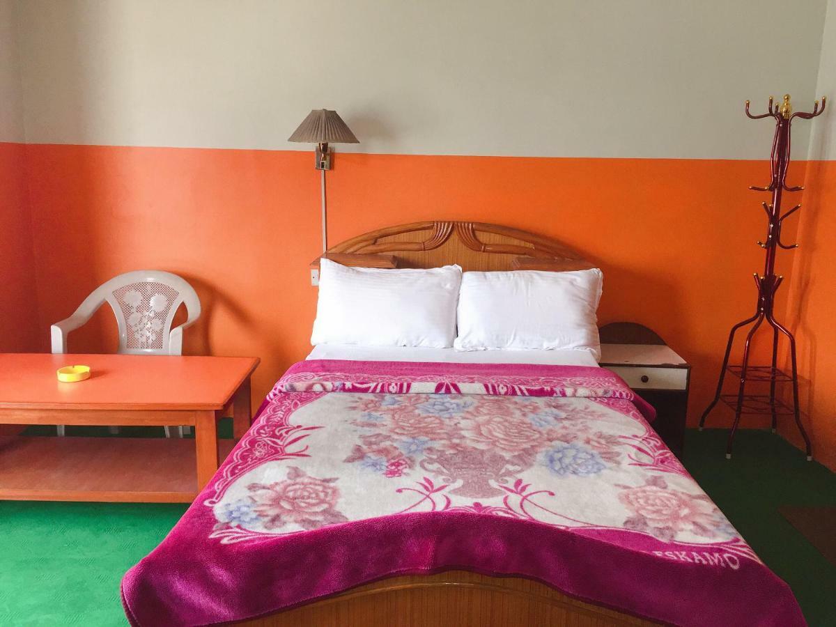 Hotel Mount Heaven Pokhara Extérieur photo