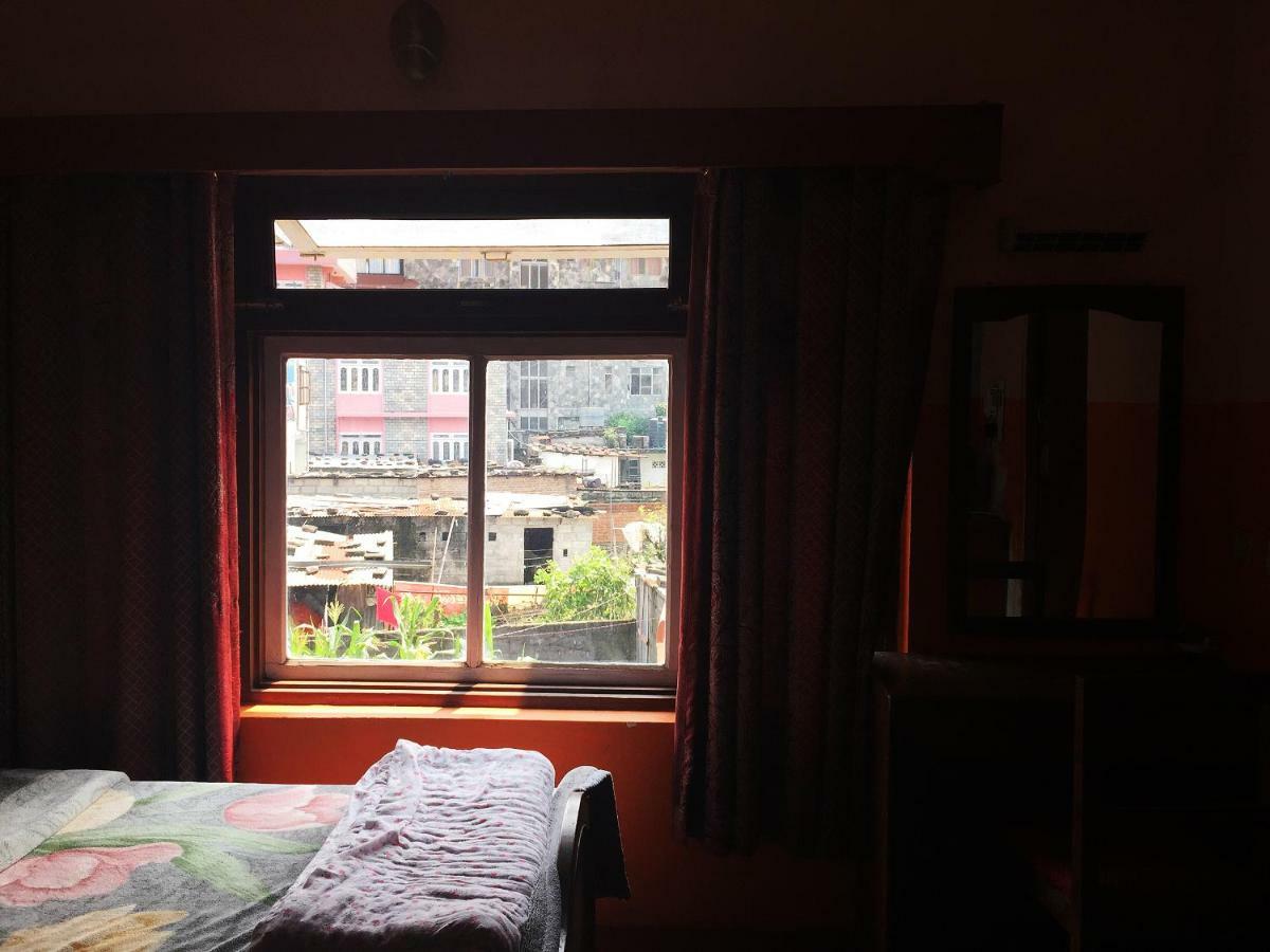 Hotel Mount Heaven Pokhara Extérieur photo