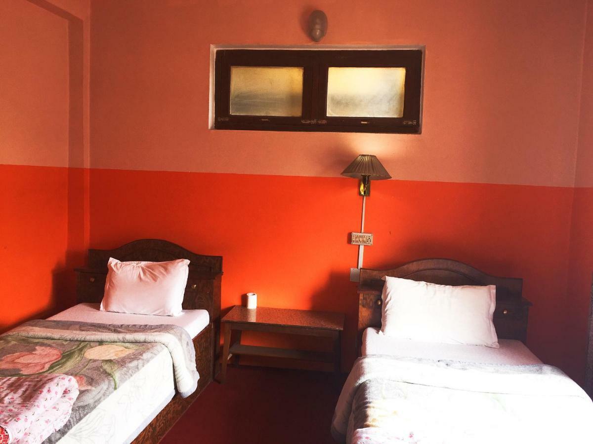 Hotel Mount Heaven Pokhara Extérieur photo